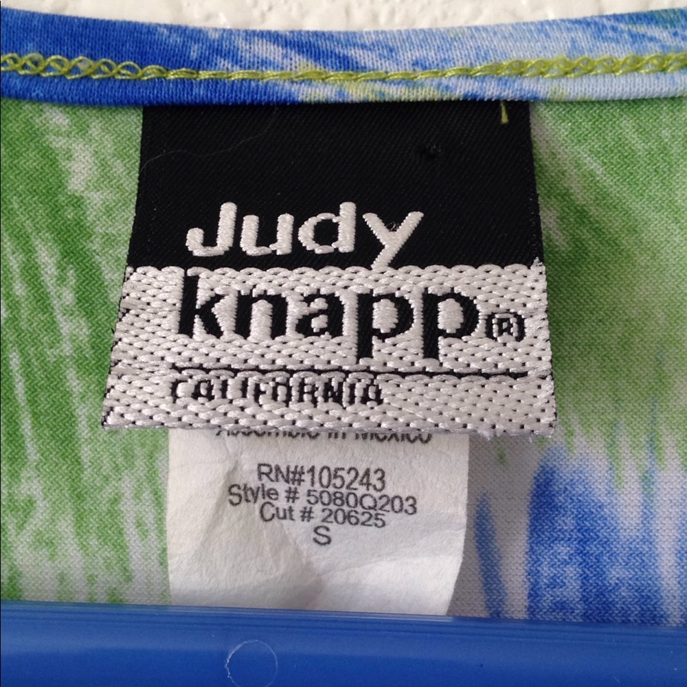 FINAL MARKDOWN Ladies' Judy Knapp Gathered Front Top (S) - Picture 4 of 6